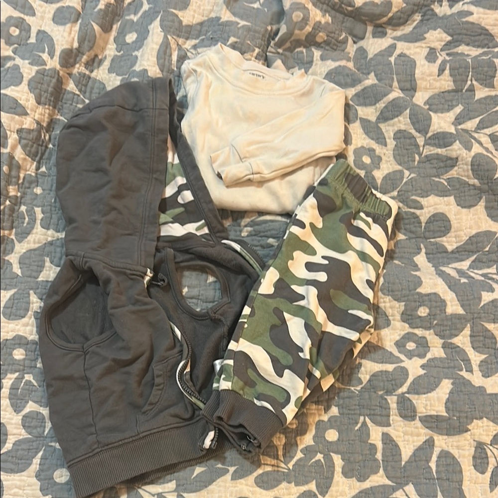 9 Month Camo Set